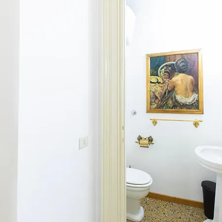Antonelli Place * 罗马