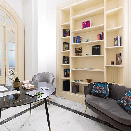 Antonelli Place Lejlighed