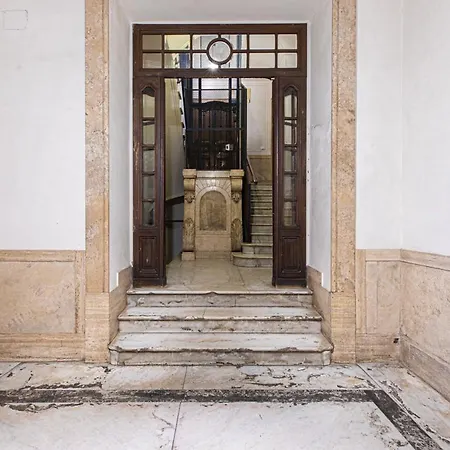 Antonelli Place * Rom